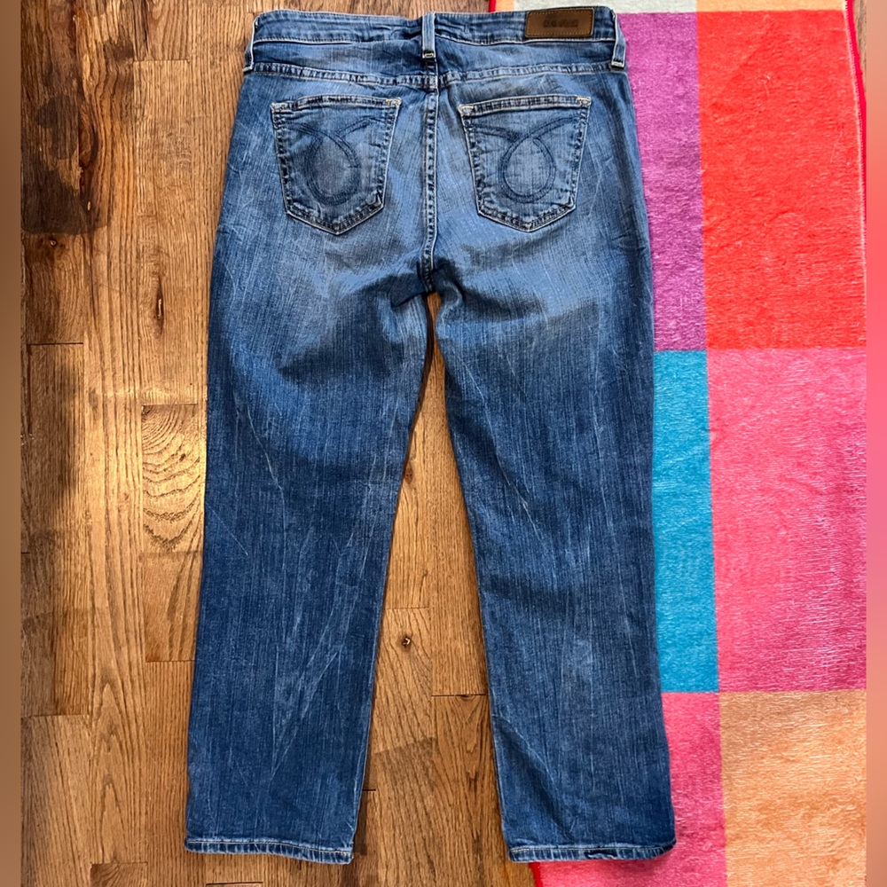 Big Star Classic Blue Denim Capris Maddie Distressed Size 25 Womens